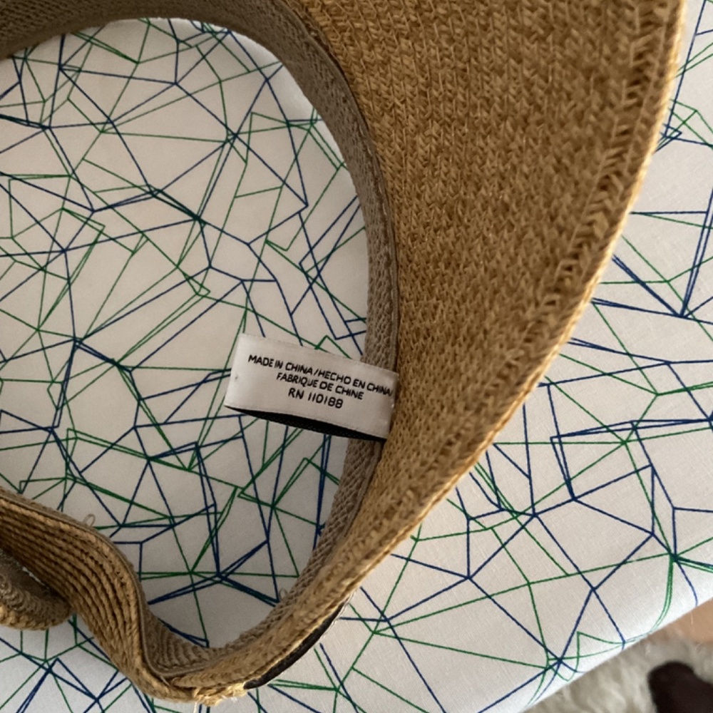 Nine West. Visor - Picture 5 of 5